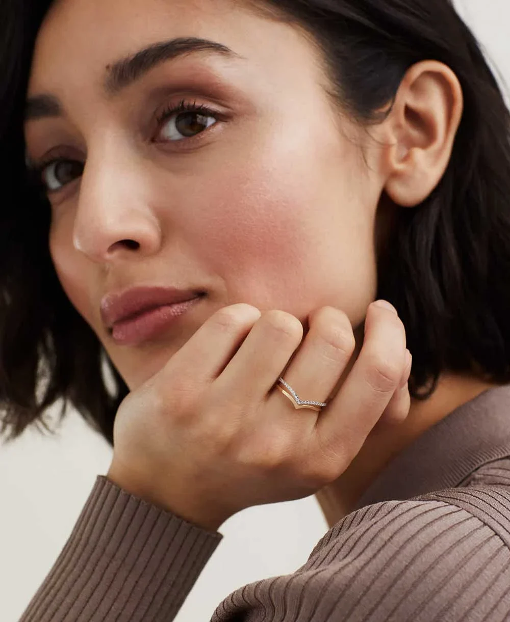 Apple Airpods Pro 2nd GENERATION - Image 2